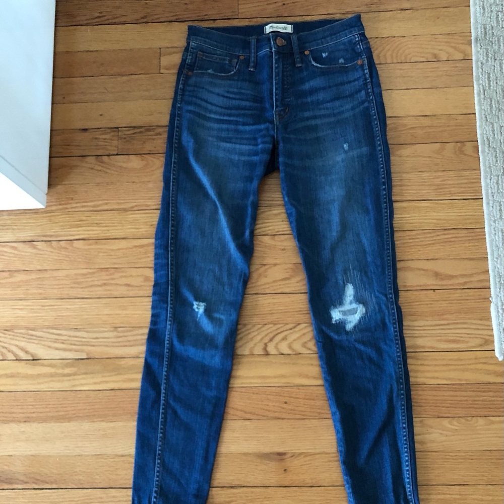 Madewell 9” Tall Skinny Jeans w Destroyed Hem